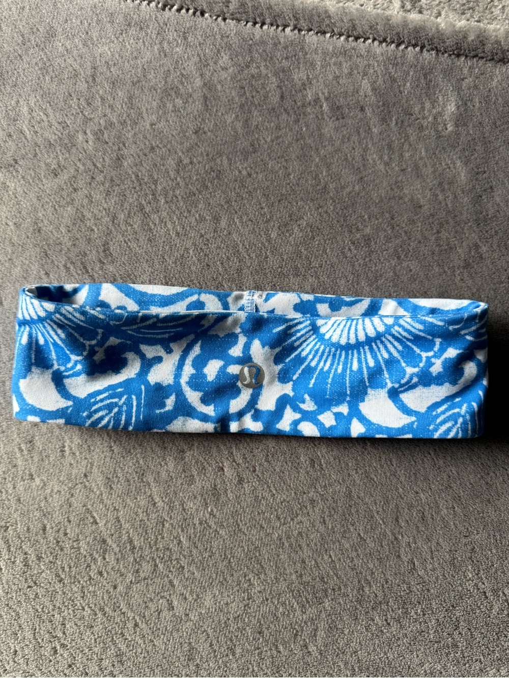 Lululemon Blue & White Floral Stretch Headband O/S